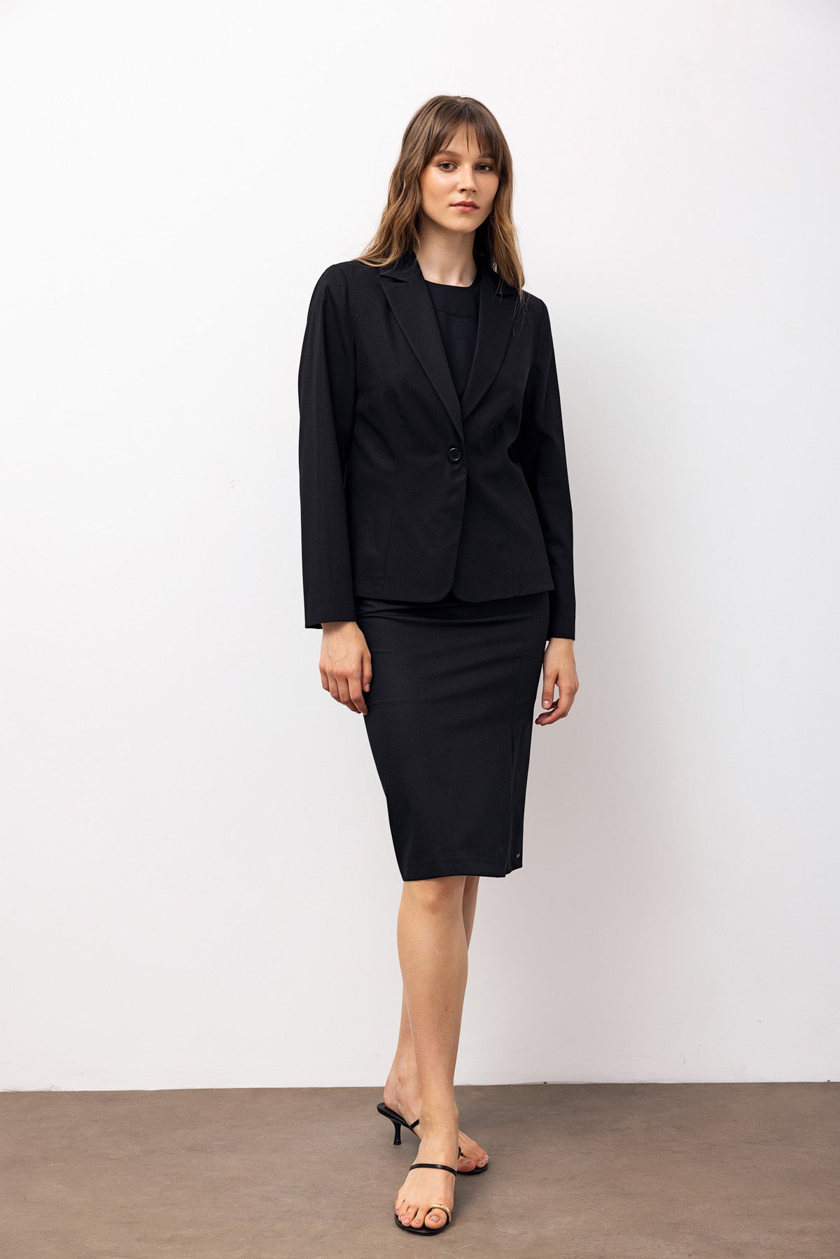 Temel Tek Düğmeli Blazer – Siyah