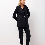 Tek Düğmeli Blazer ve Dar Pantolon Takım